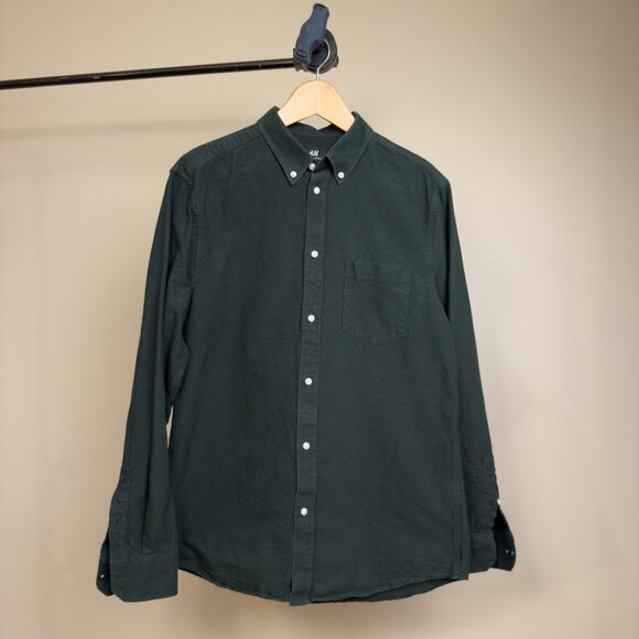 H&M Dark Green Long Sleeve Button-Up Shirt (Medium) - Picture 1 of 3